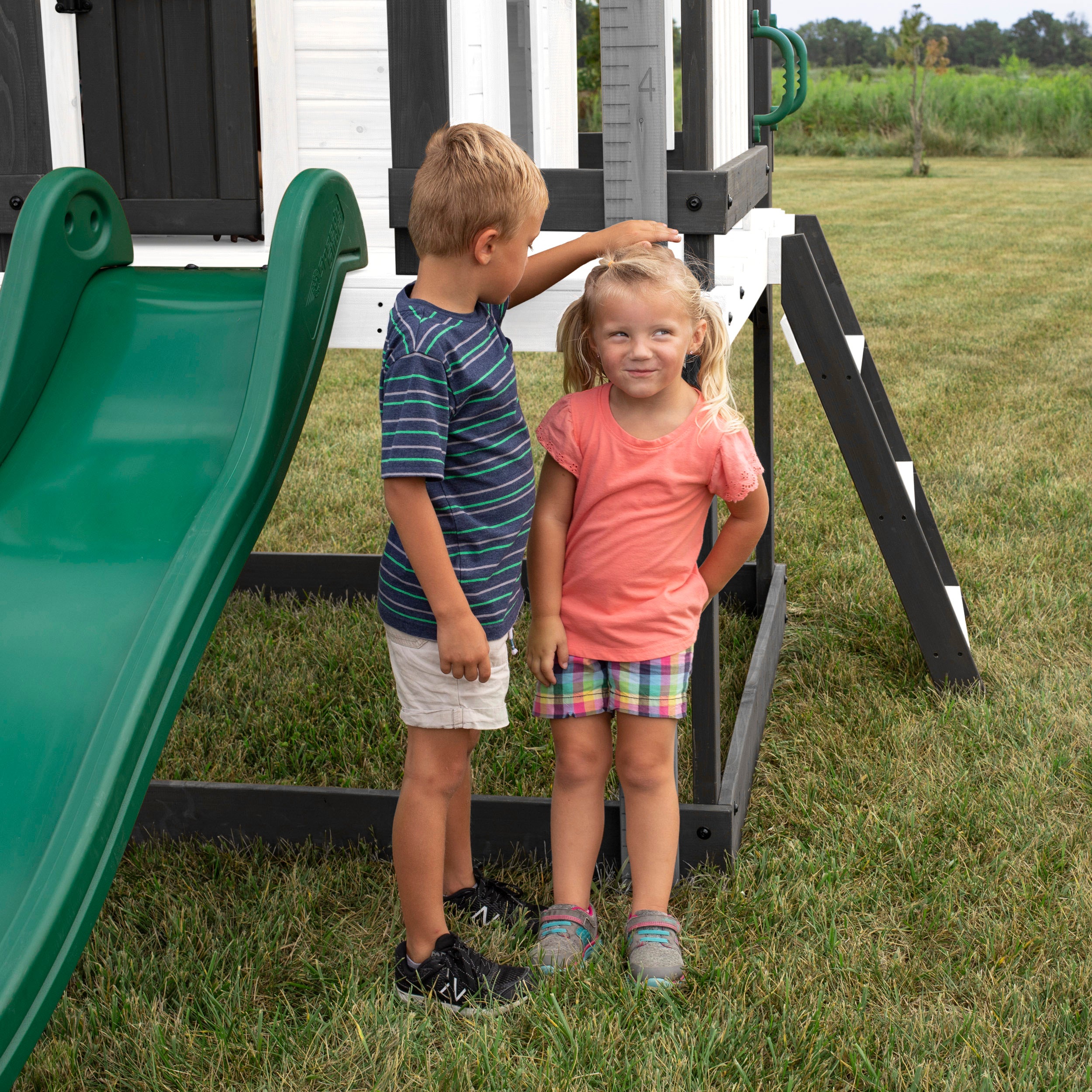 Sweetwater Heights Elevated Playhouse Measuring Board