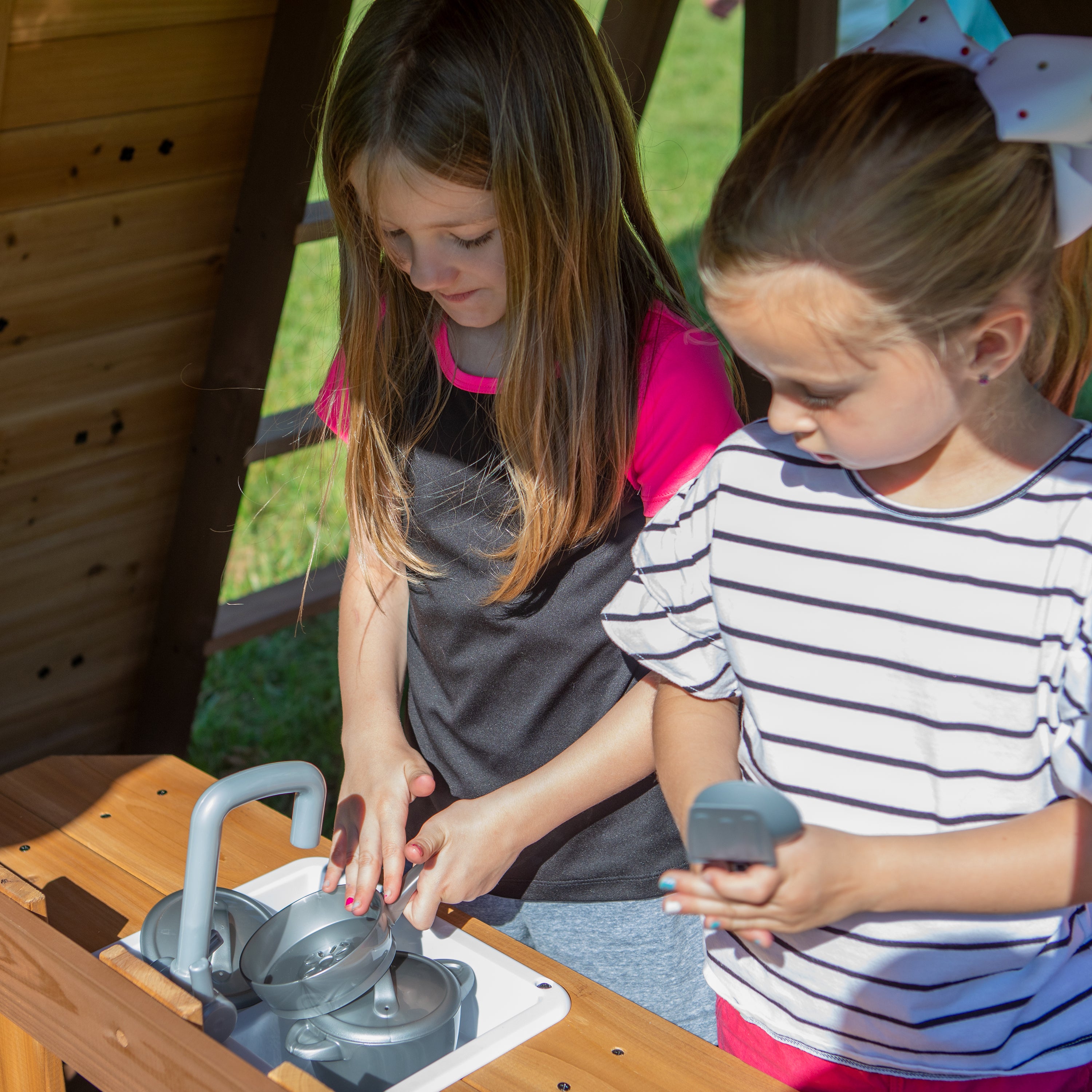 Tacoma Falls Swing Set Sink