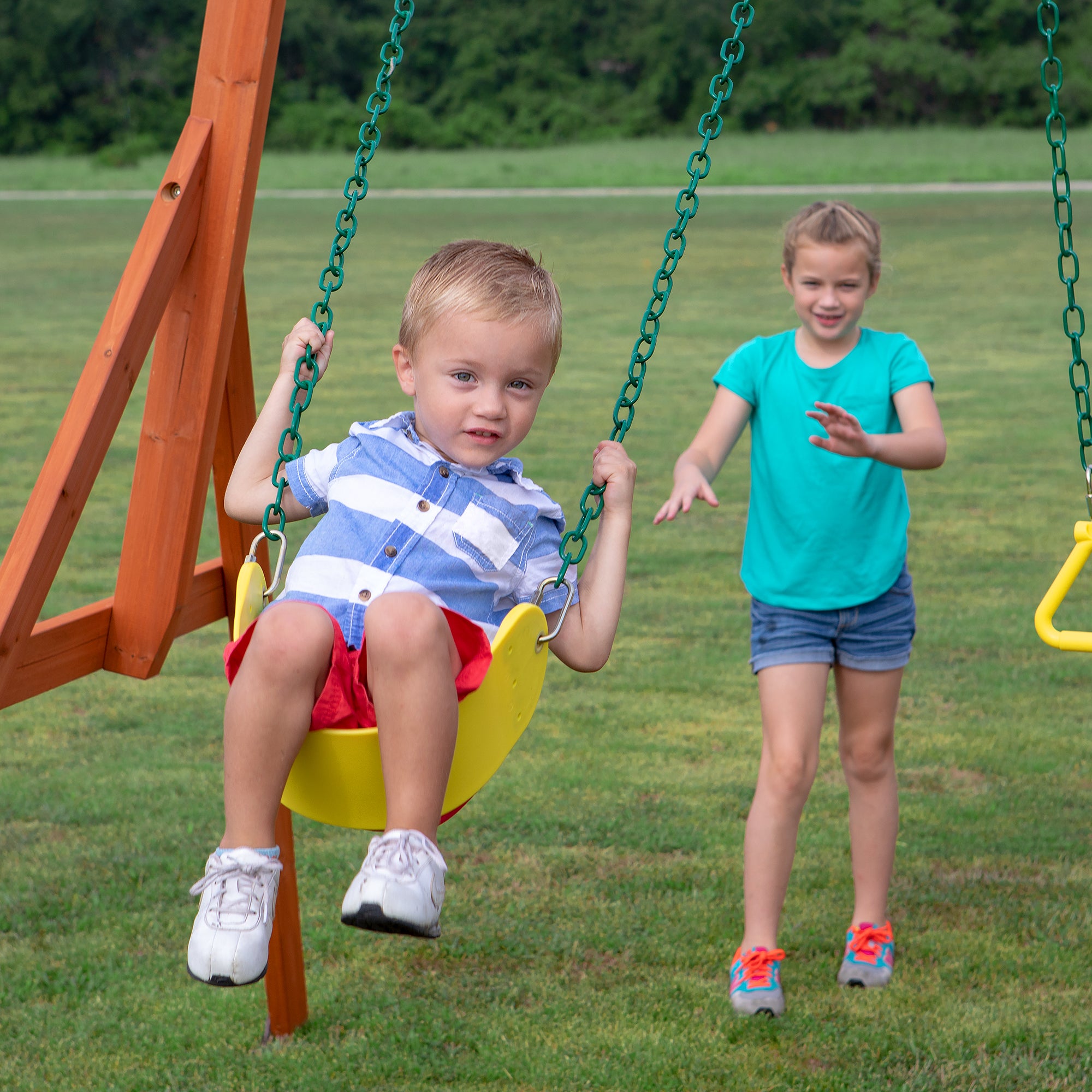 Oakmont Swing Set Swings